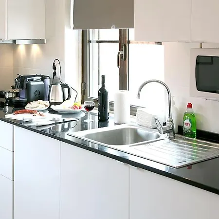 Apartment Cardal Terrace 30486Al & Cardal Studio 49618Al Lisbon