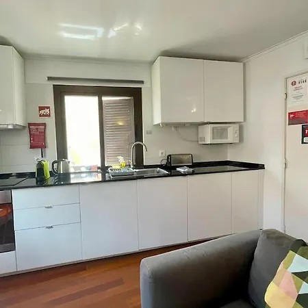 Cardal Terrace 30486Al & Cardal Studio 49618Al * Лиссабон