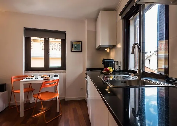 Cardal Terrace 30486al & Cardal 49618al Lisboa